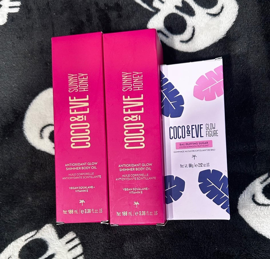 Coco & Eve body oil and buffing sugar bundle