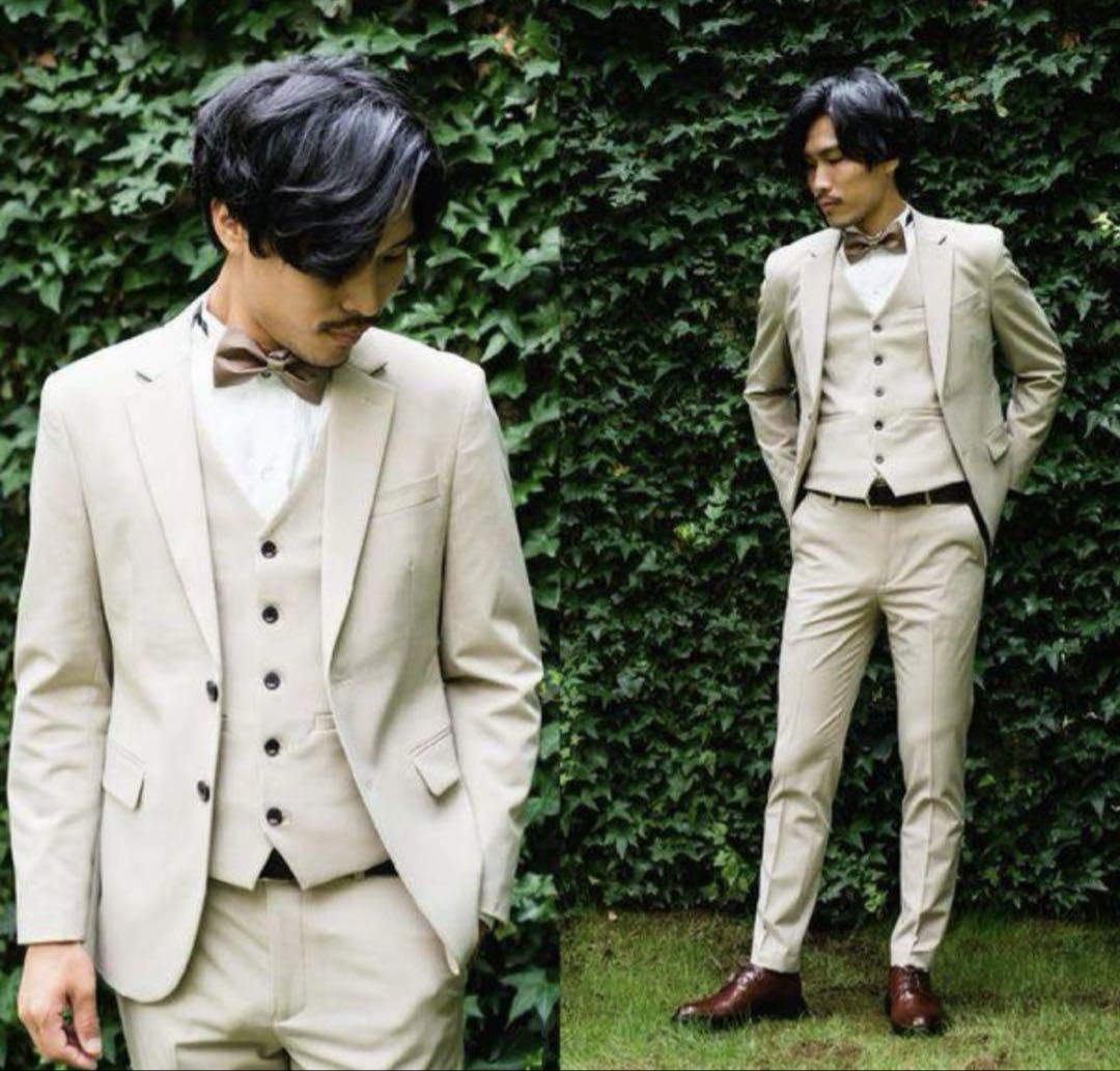 Dress Production Tuxedo Beige