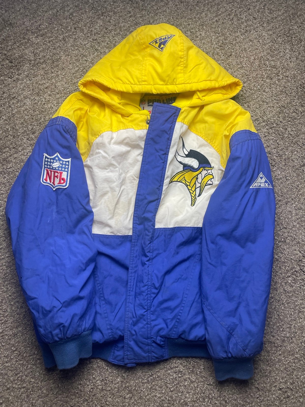 Vintage 90s Minnesota VIKINGS Apex JACKET NFL ProLine BackPATCH