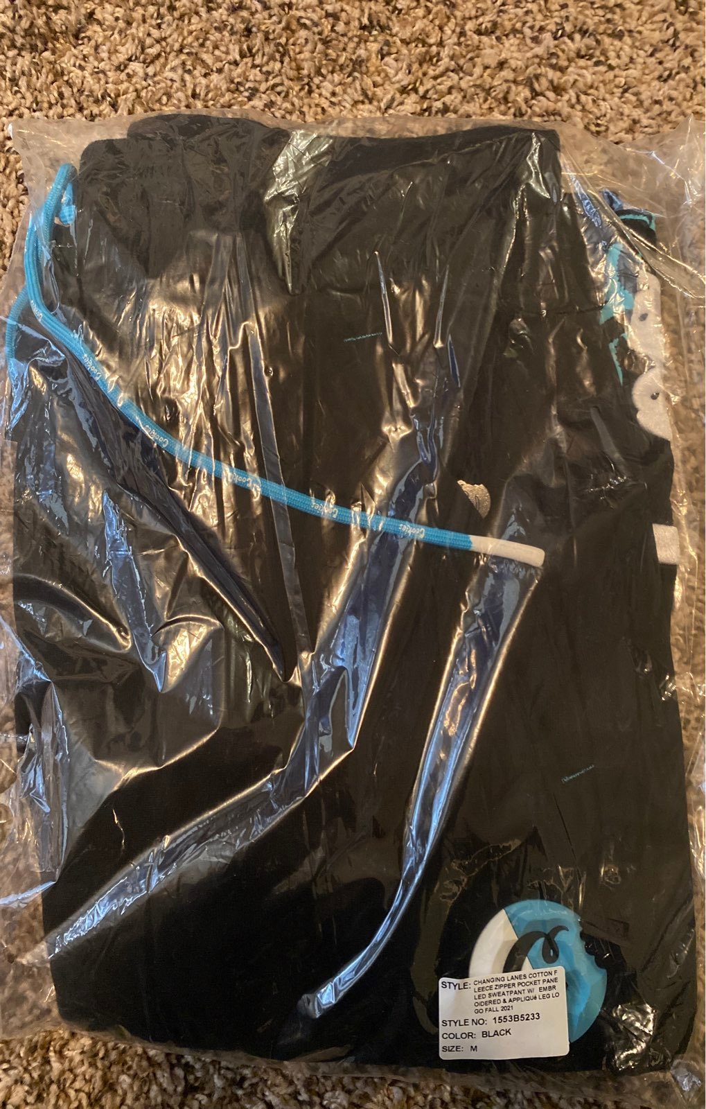 Cookies changing lanes zipper pocket led sweatpants size medium