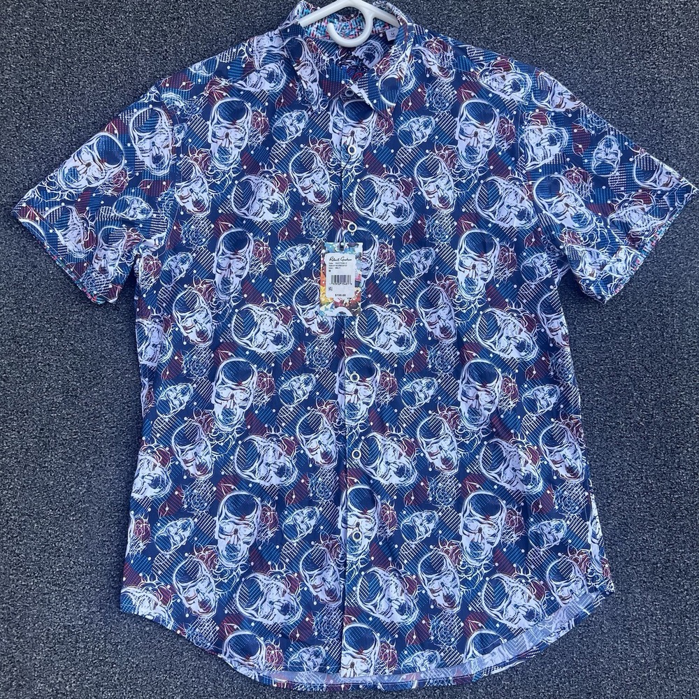 Robert Graham Fayetteville All Over Skull Heads Print Sport Shirt Medium NWT