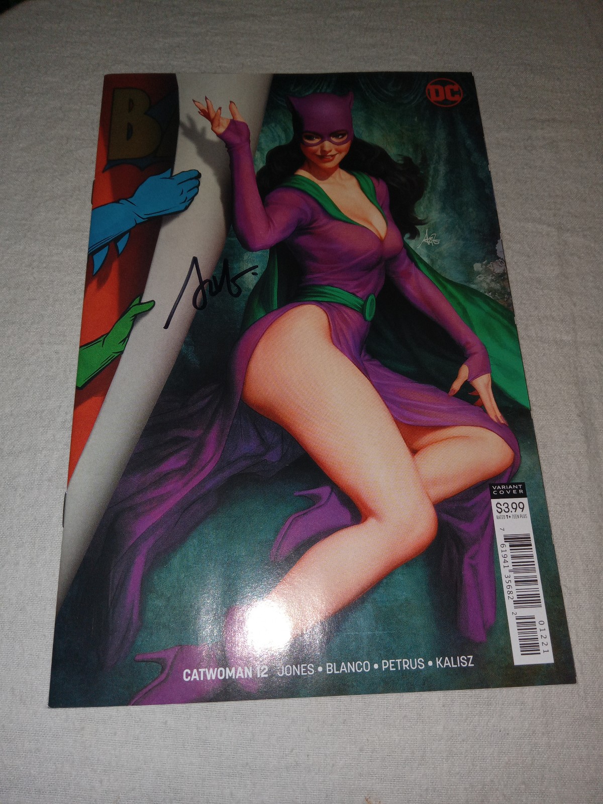 Catwoman #12 (DC Comics August 2019) SIGNED