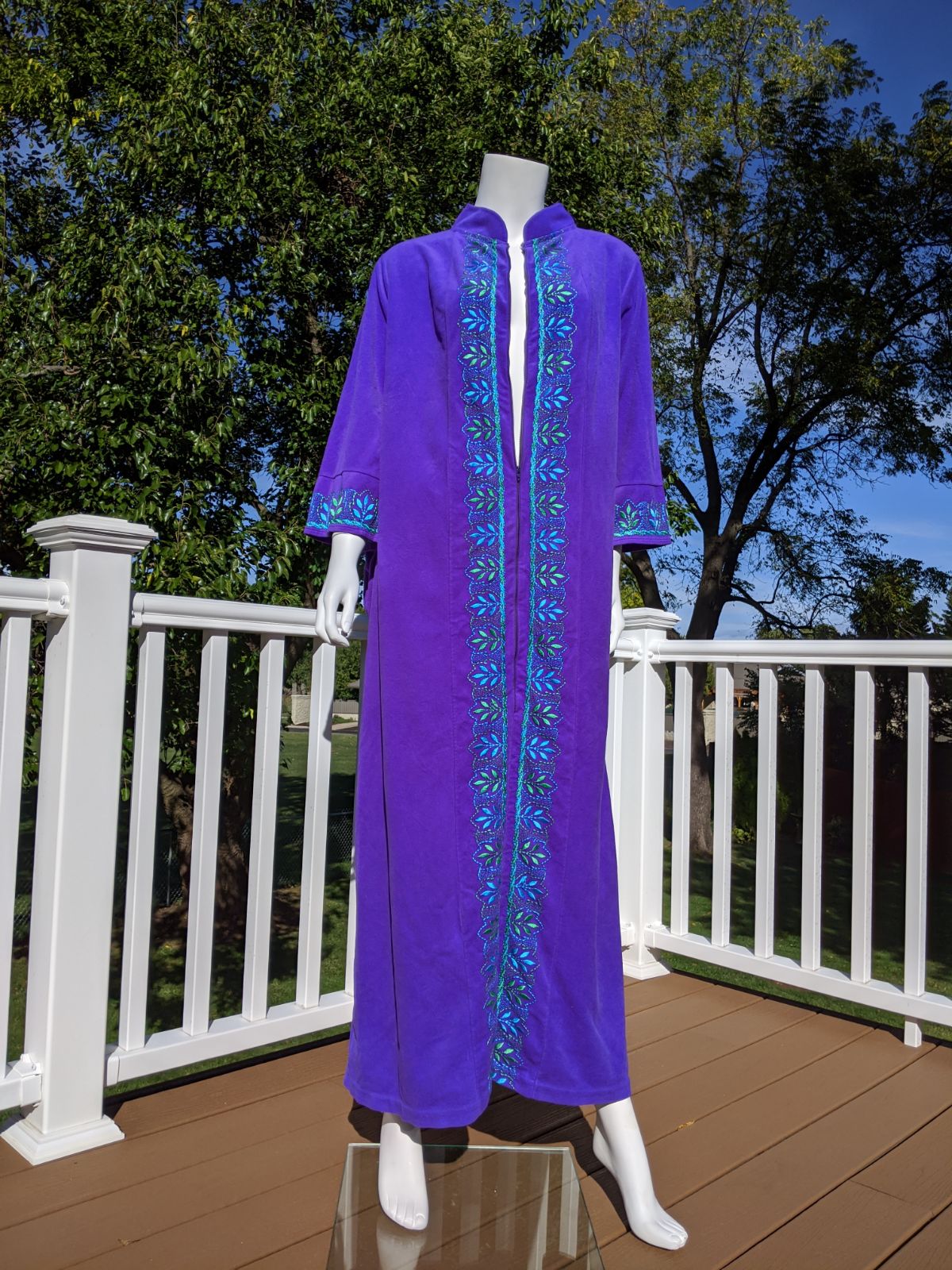 Vintage robe house coat