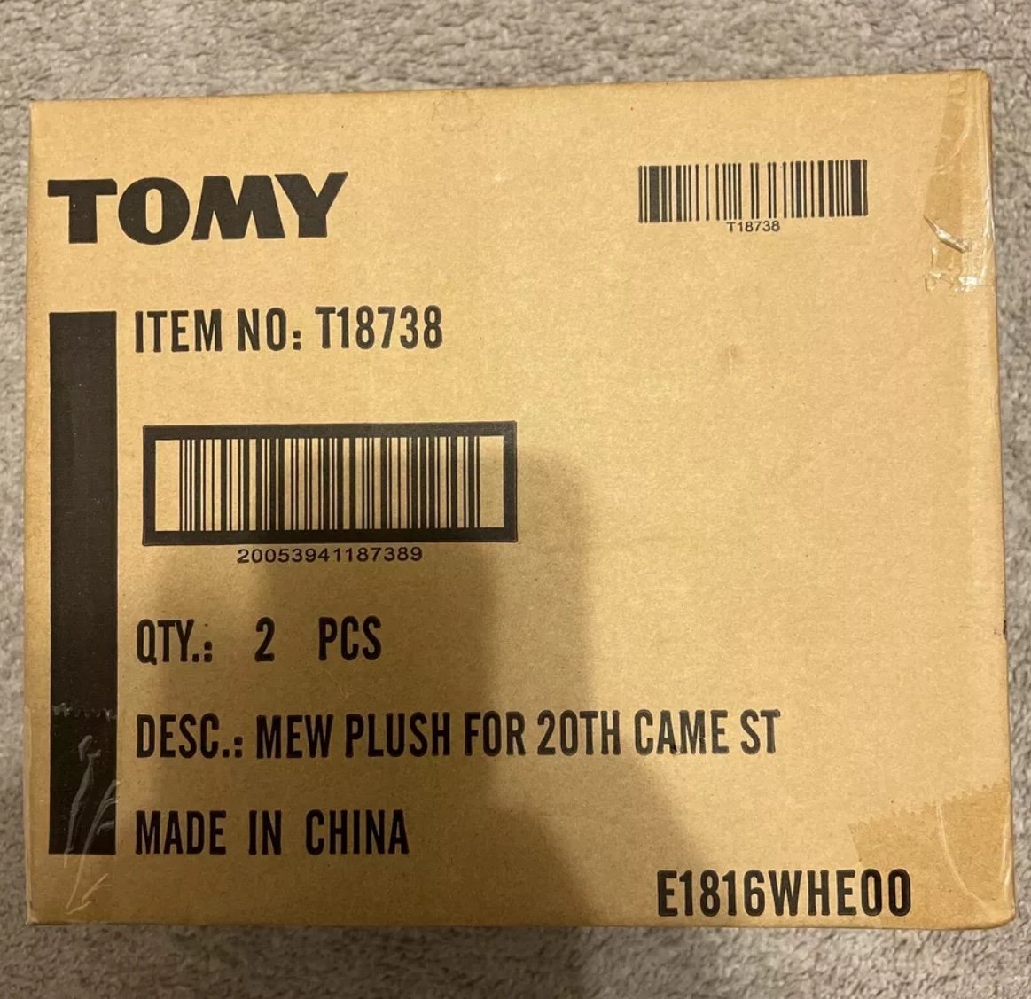 Pokémon Mew 20th Anniversary 8 Plush Limited Edition TOMY Sealed Case Of 2