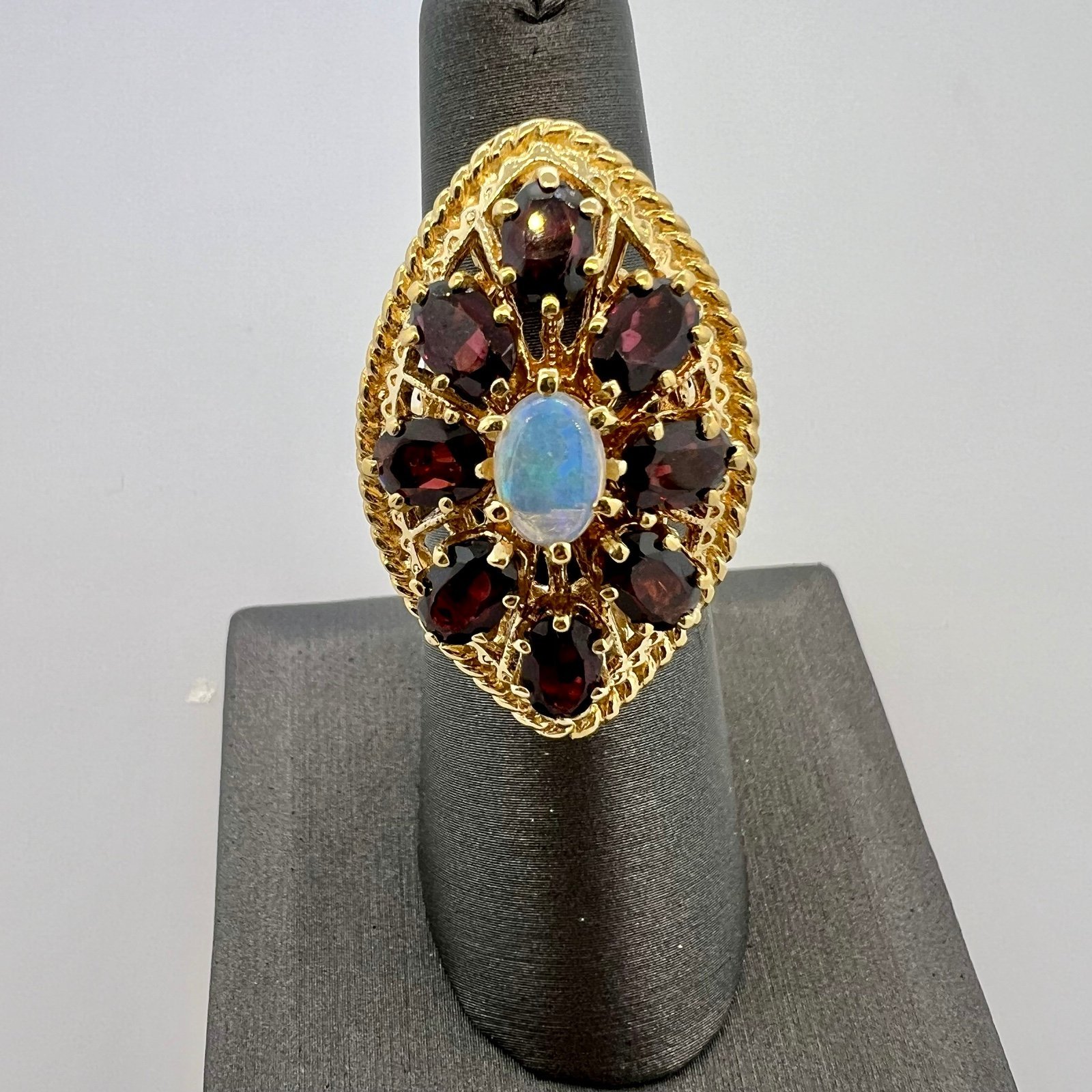 Vintage 14k Yellow Gold Garnet & Opal Ring