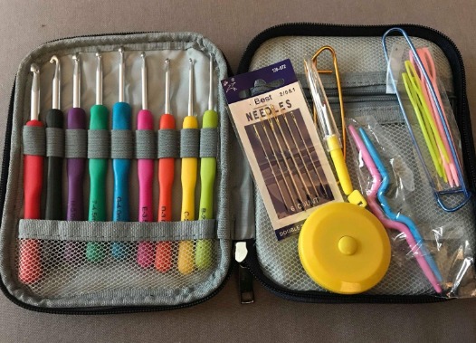 New 85-Piece Crochet Hooks Set, Crochet Hook Kit with Storage Case, Ergonomic