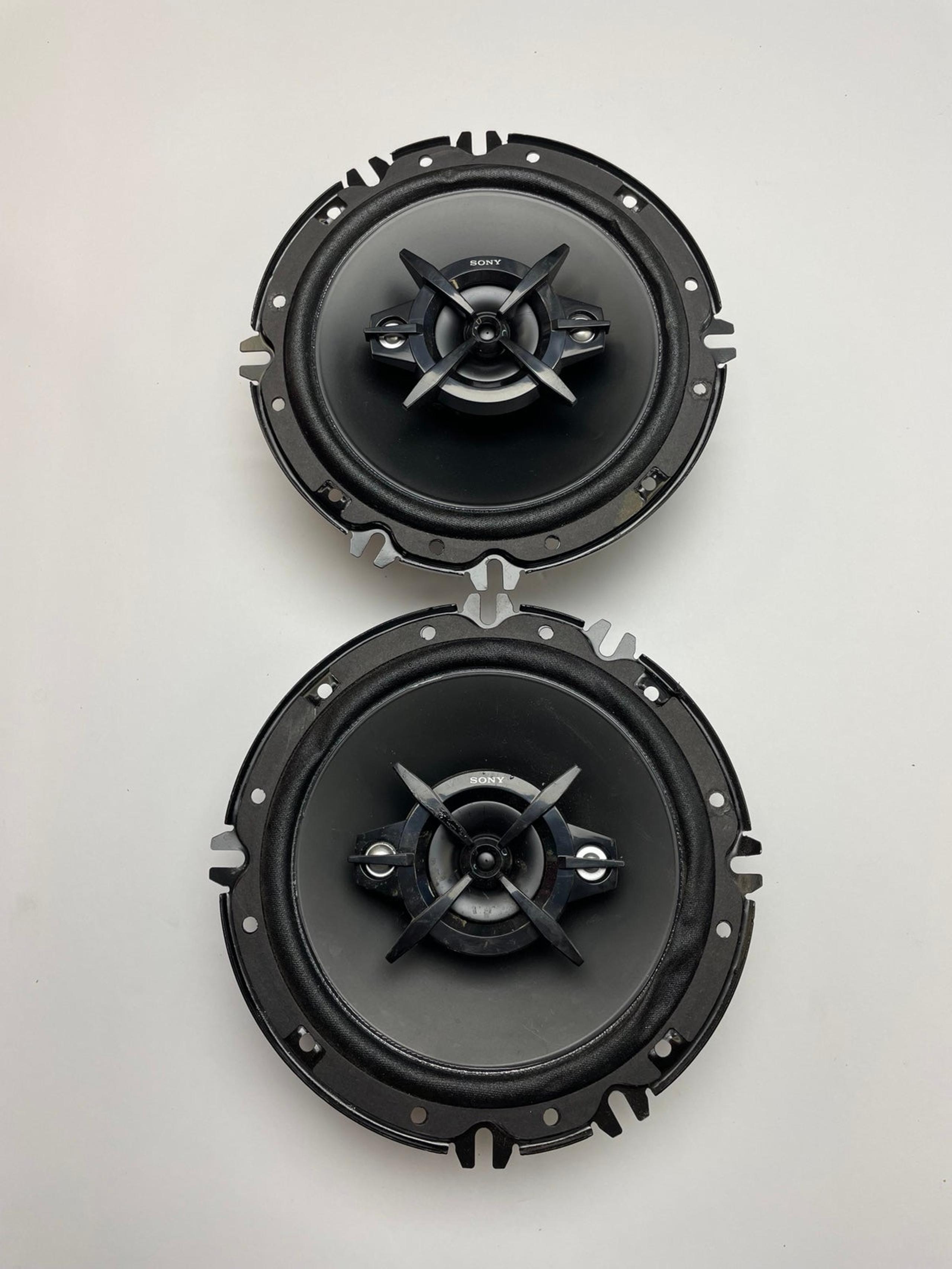 XS-R1646 6.5" 4 Way Speakers - Sony