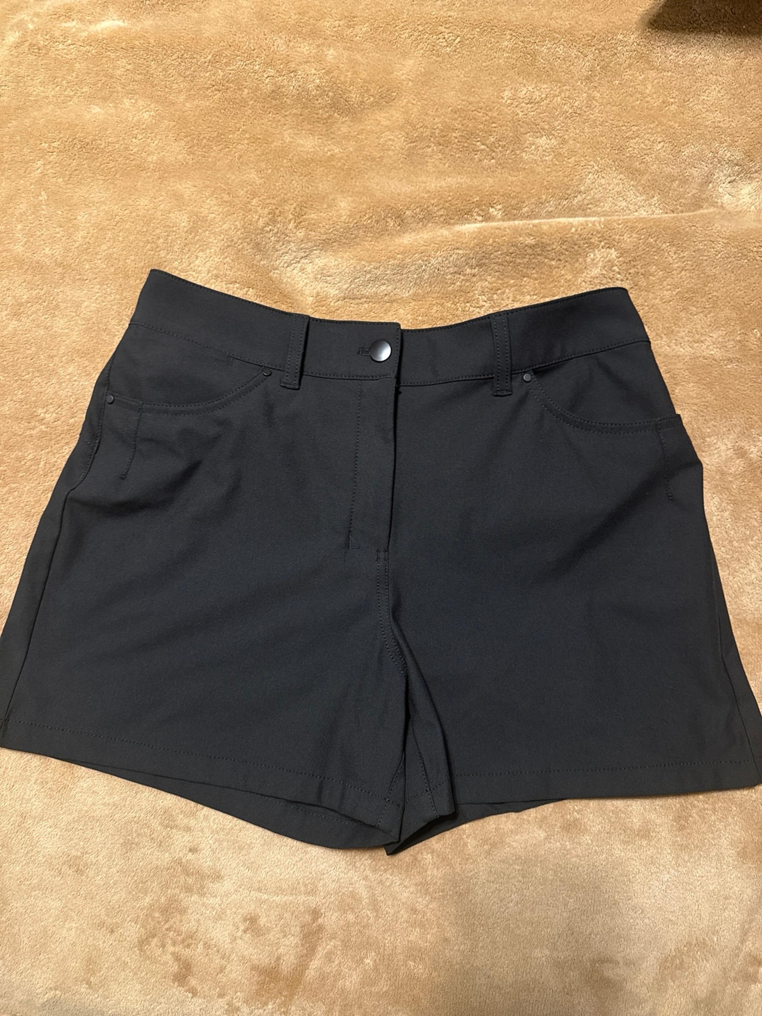 LuluLemon Black shorts