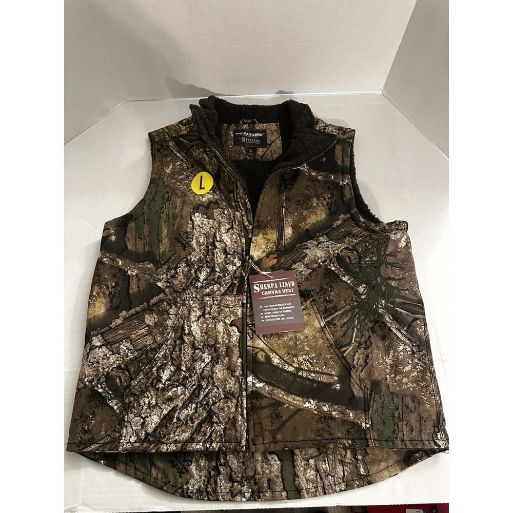 Realtree apx sherpa lined camo vest size large sku# 572185