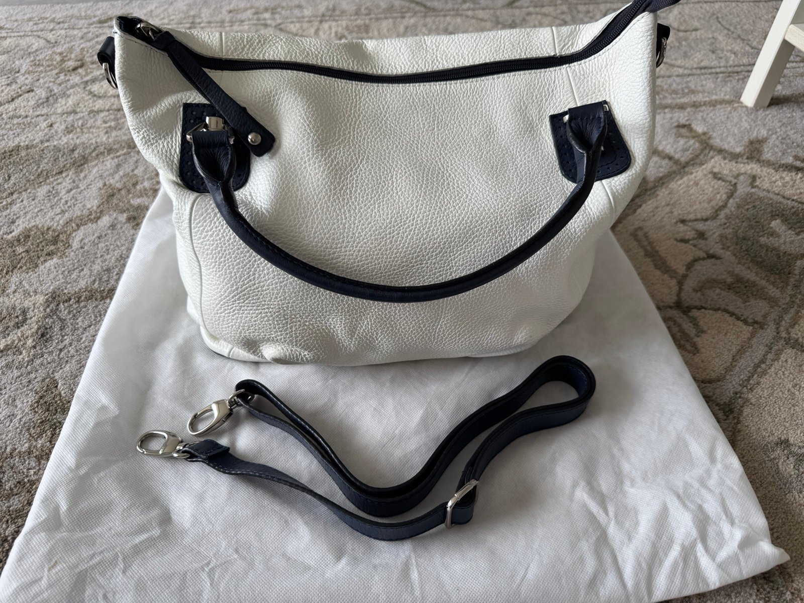 Claudia Firenze vintage pebbled Italian leather bag