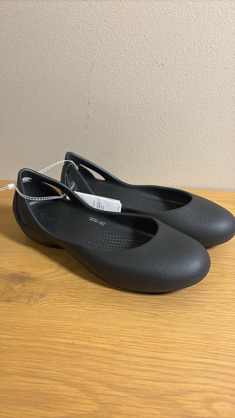Crocs Kadee Ballet Flats Women’s Slip On Shoes Black Size 9 NEW