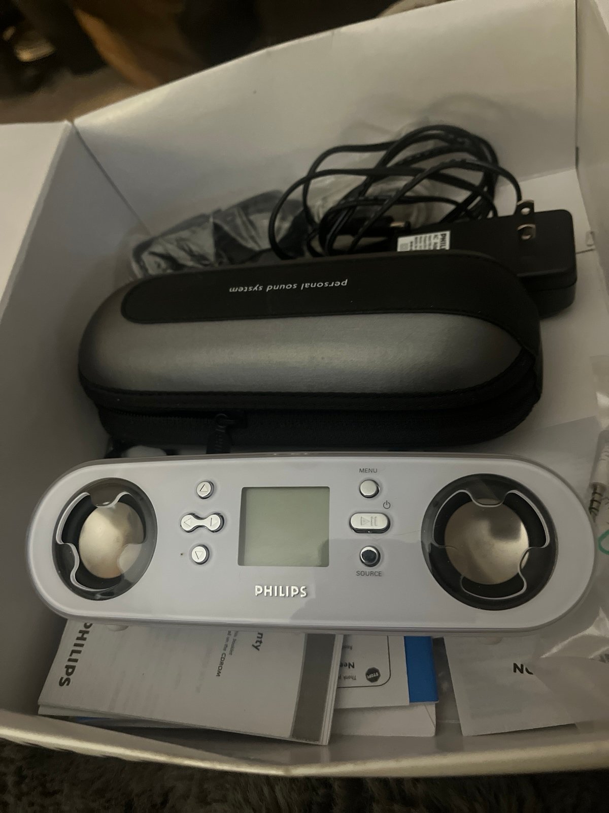 Philips MP3 player show box