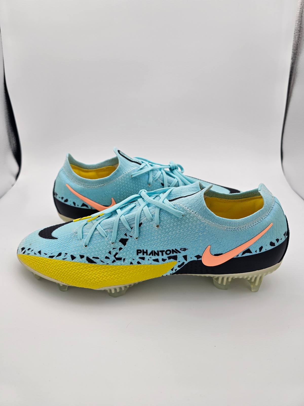 Nike Phantom GT2 Elite FG 'Lucent Pack' Soccer Cleats Men's Size 13