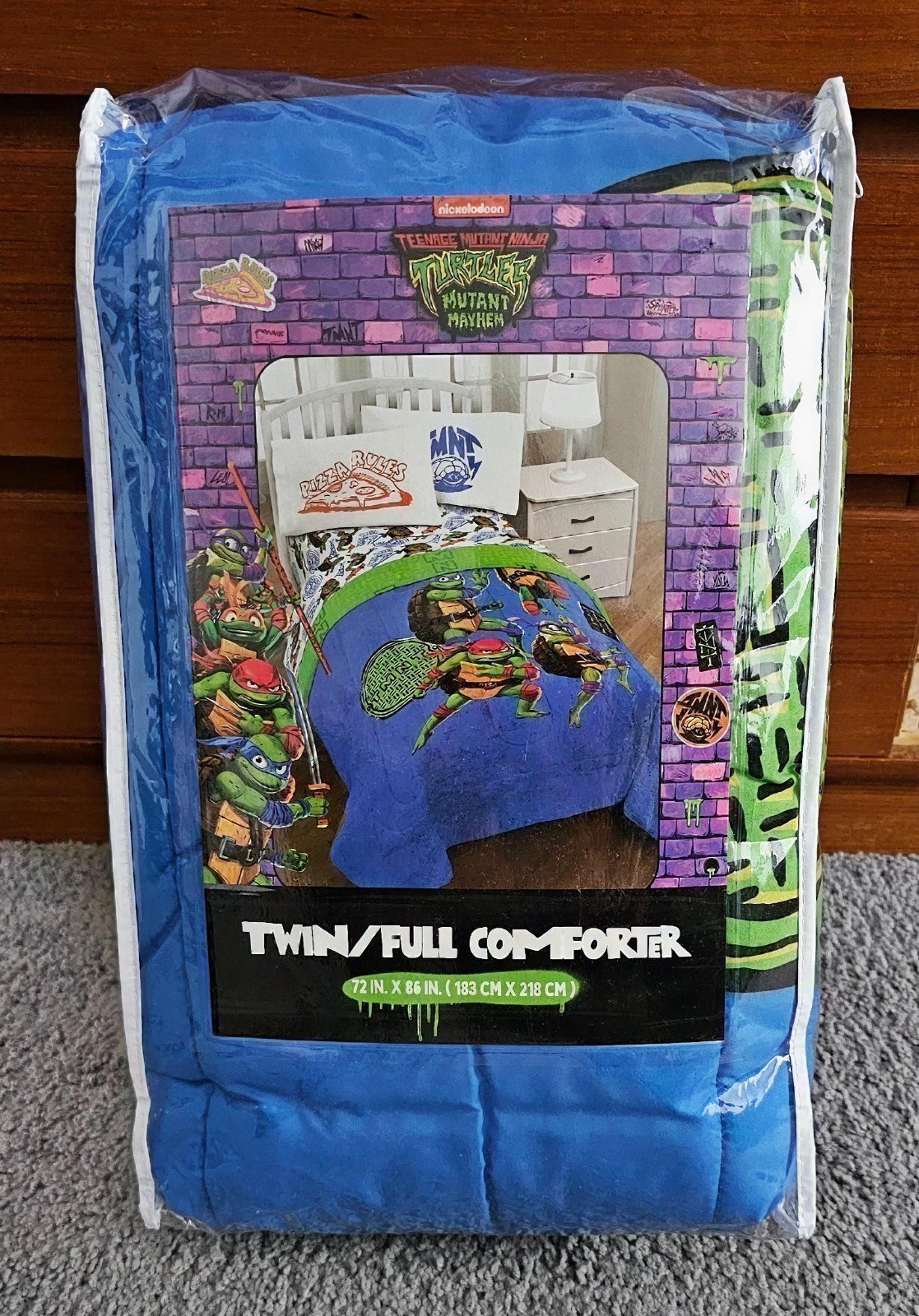 Teenage Mutant Ninja Turtles Mutant Mayhem Comforter. Size Twin/Full