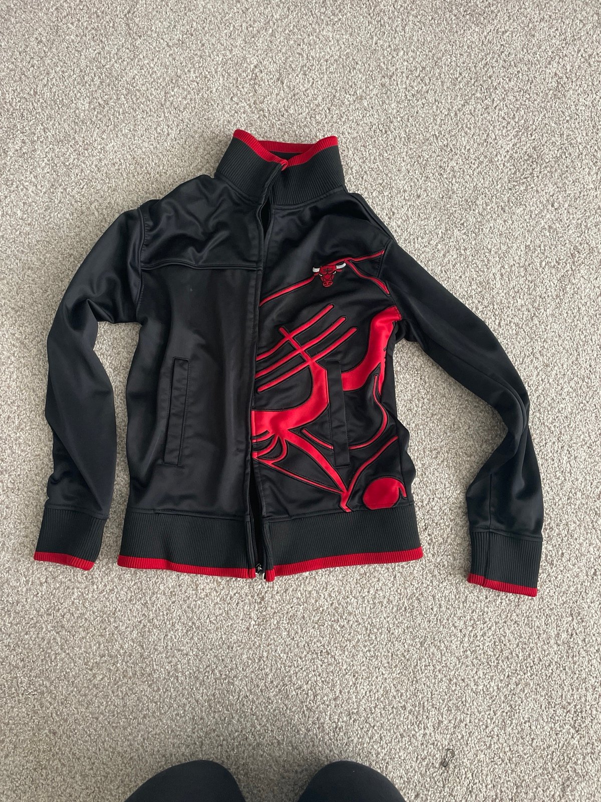 Chicago Bulls Youth Jacket size small