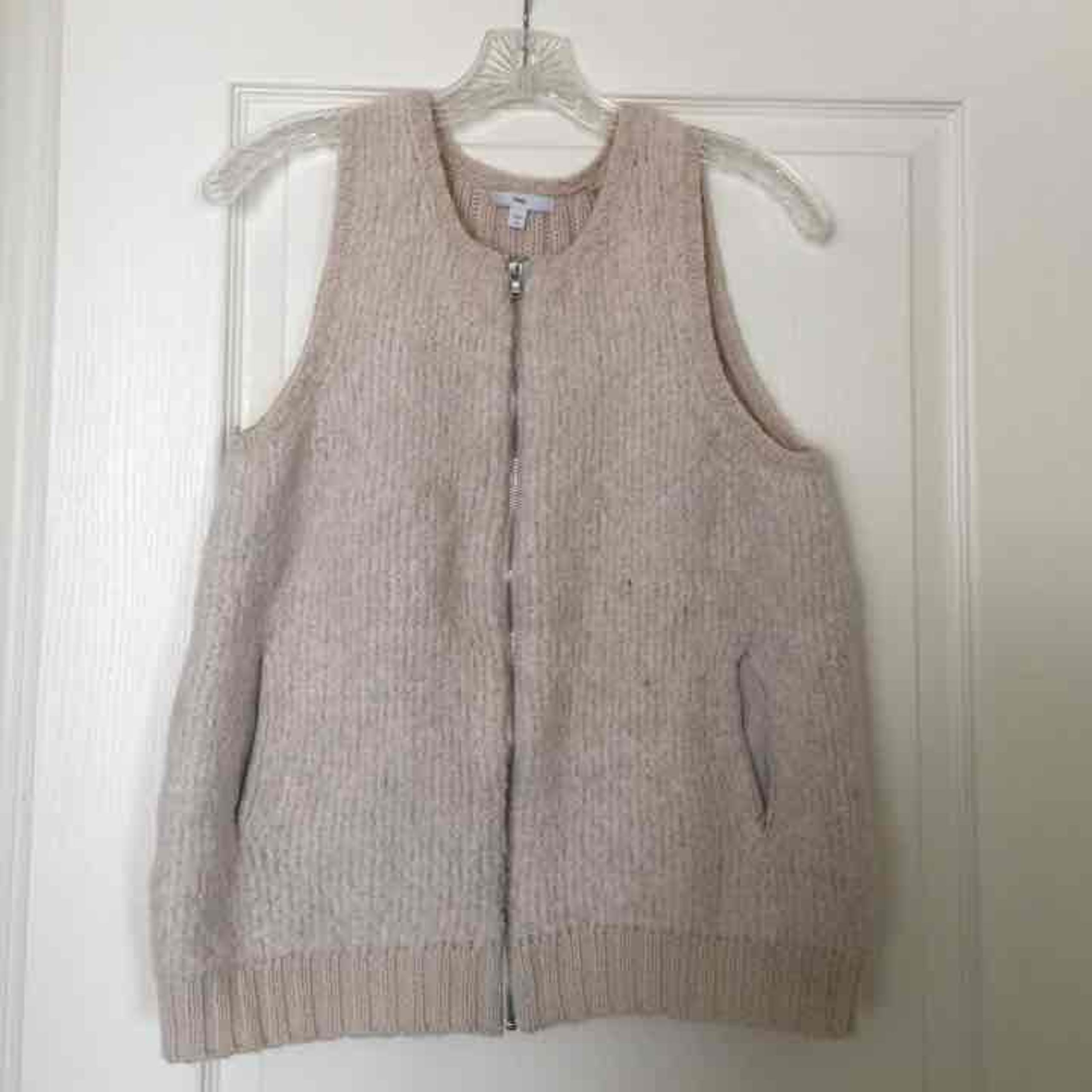 Gap zip up sweater vest