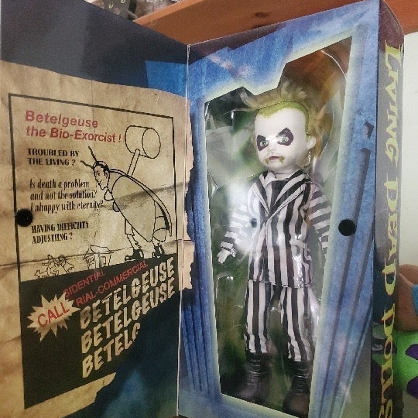Beetlejuice! Living Dead Dolls Mezco Toys 2010 Collectible New In Box