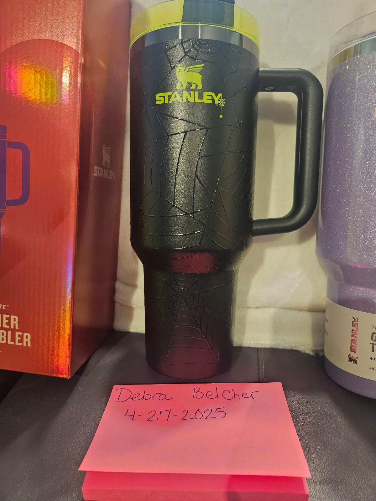 Webglow 40oz Stanley