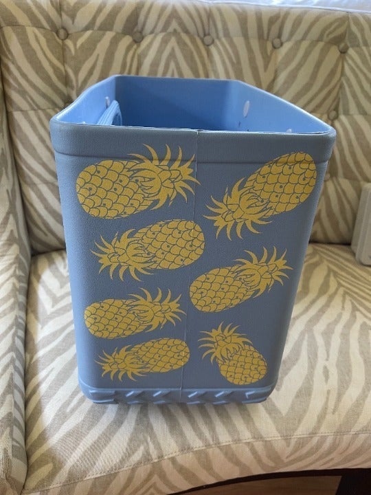 NWT Bogg Bag outlets Original - Large Pineapple