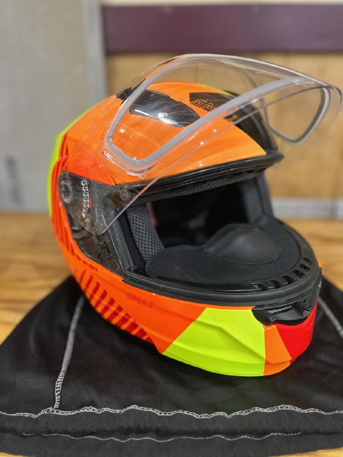 GMAX MD-04S Snow Full Face Helmet