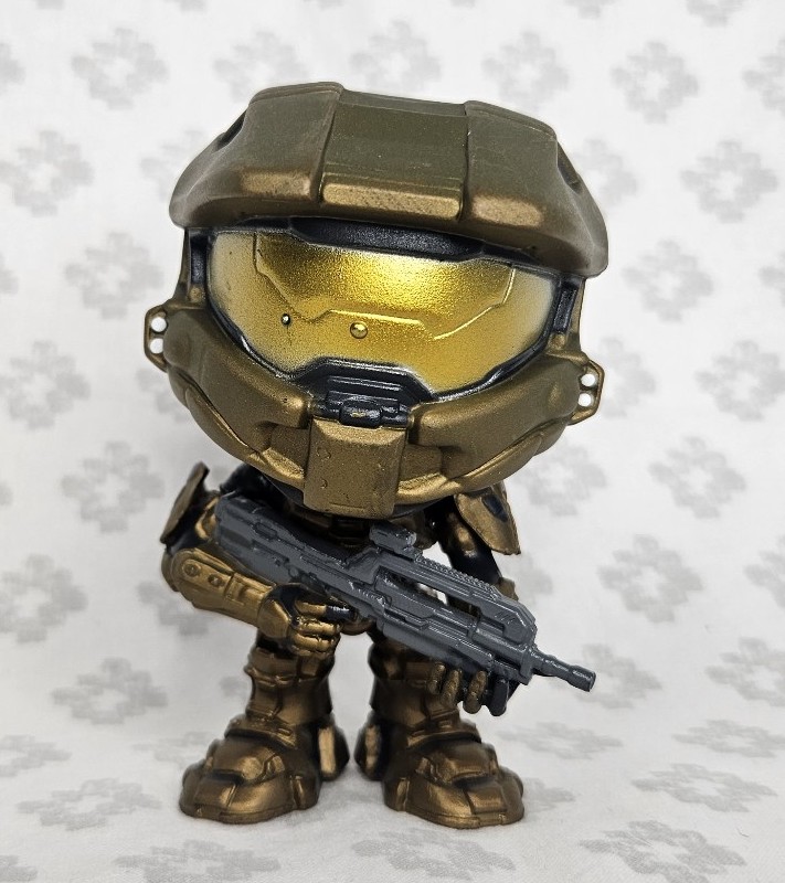 Funko Pop Halo 4 Gold Master Chief Blockbuster Exclusive RARE