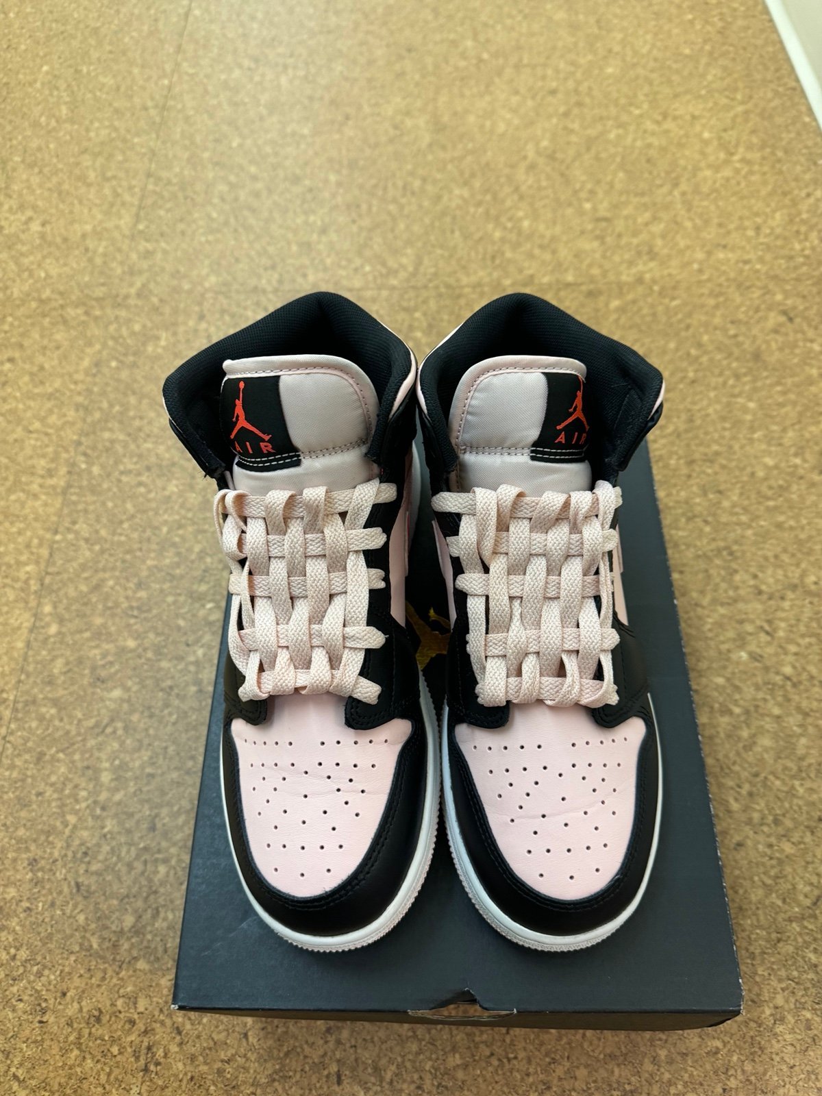 Jordan 1 mid gs 7y 8.5 womens