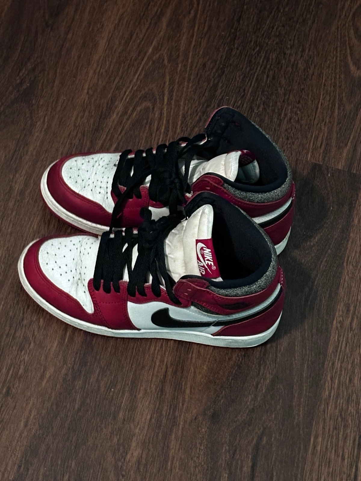 Air Jordan 1 Chicago Lost and Found Size 6