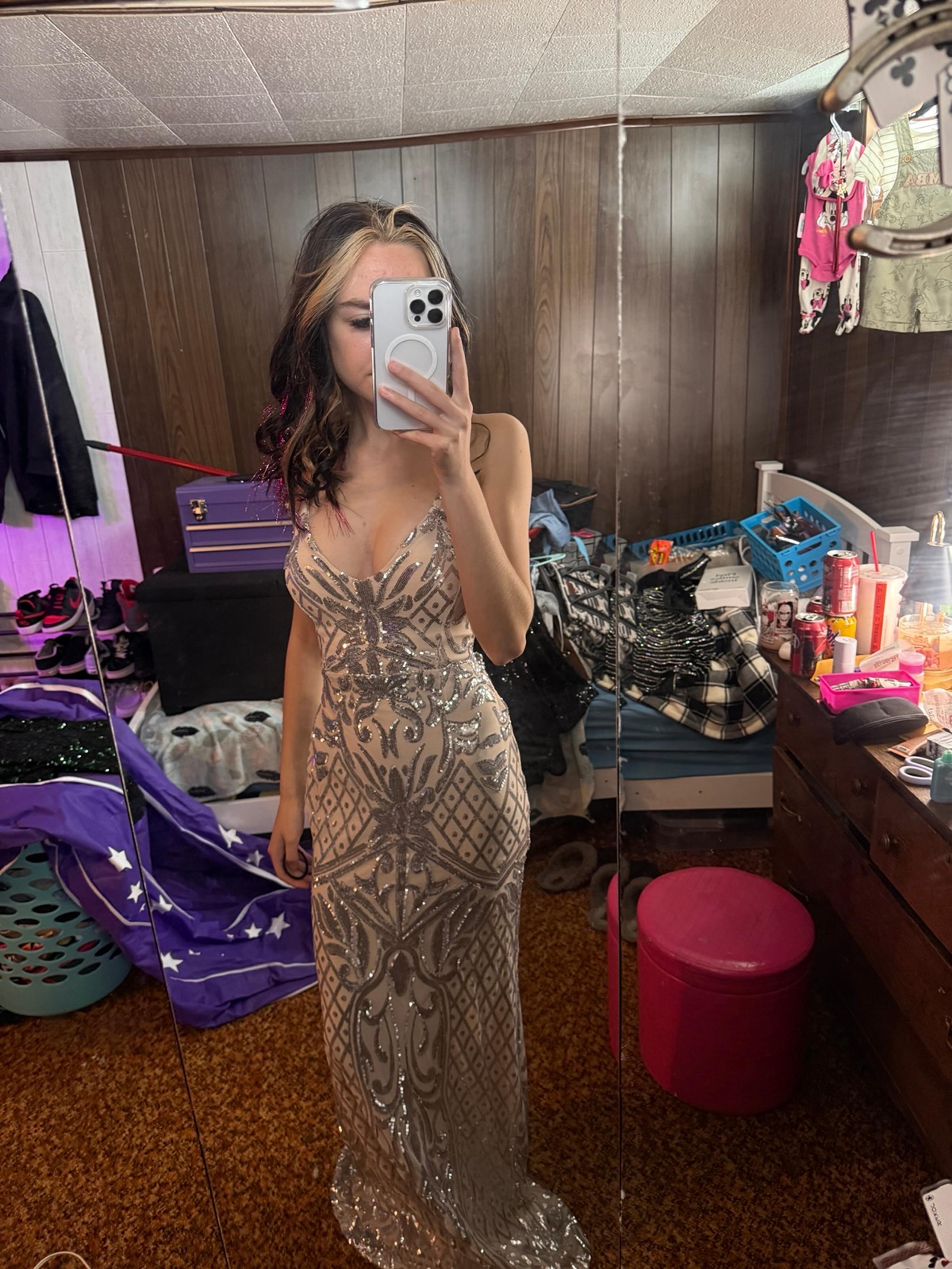 Windsor prom dress