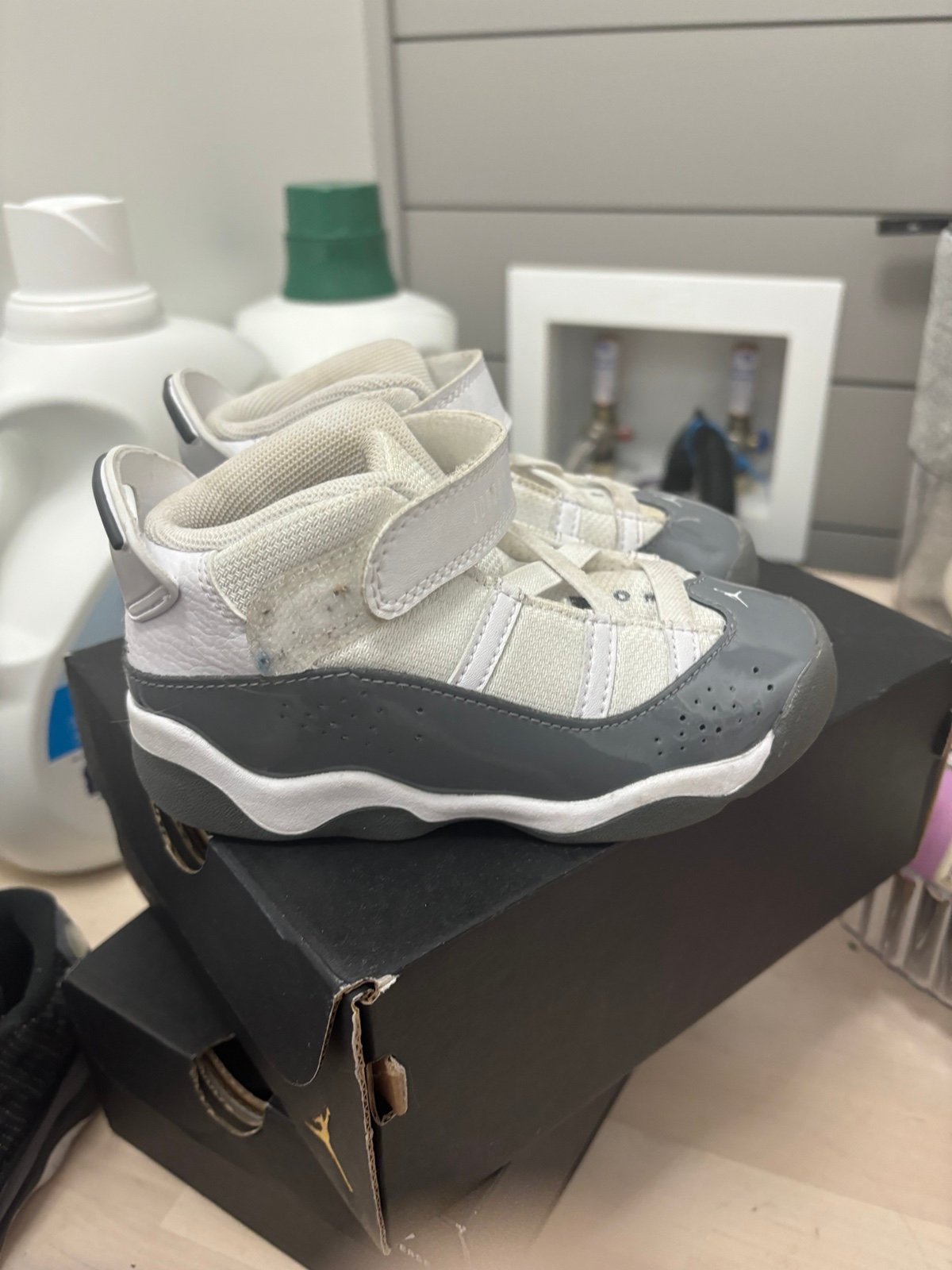 Jordan’s toddler 9c like new
