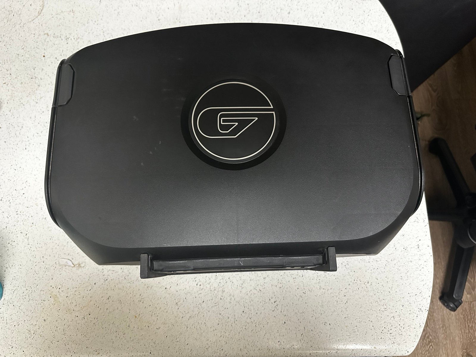 Gaems Vanguard portable gaming station