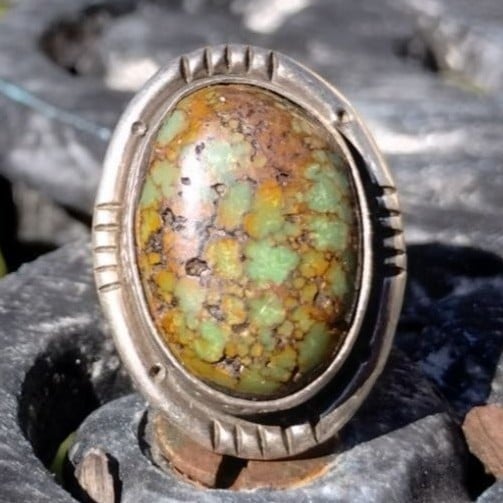 Vintage Southwestern Sterling Silver Turquoise ring size 7