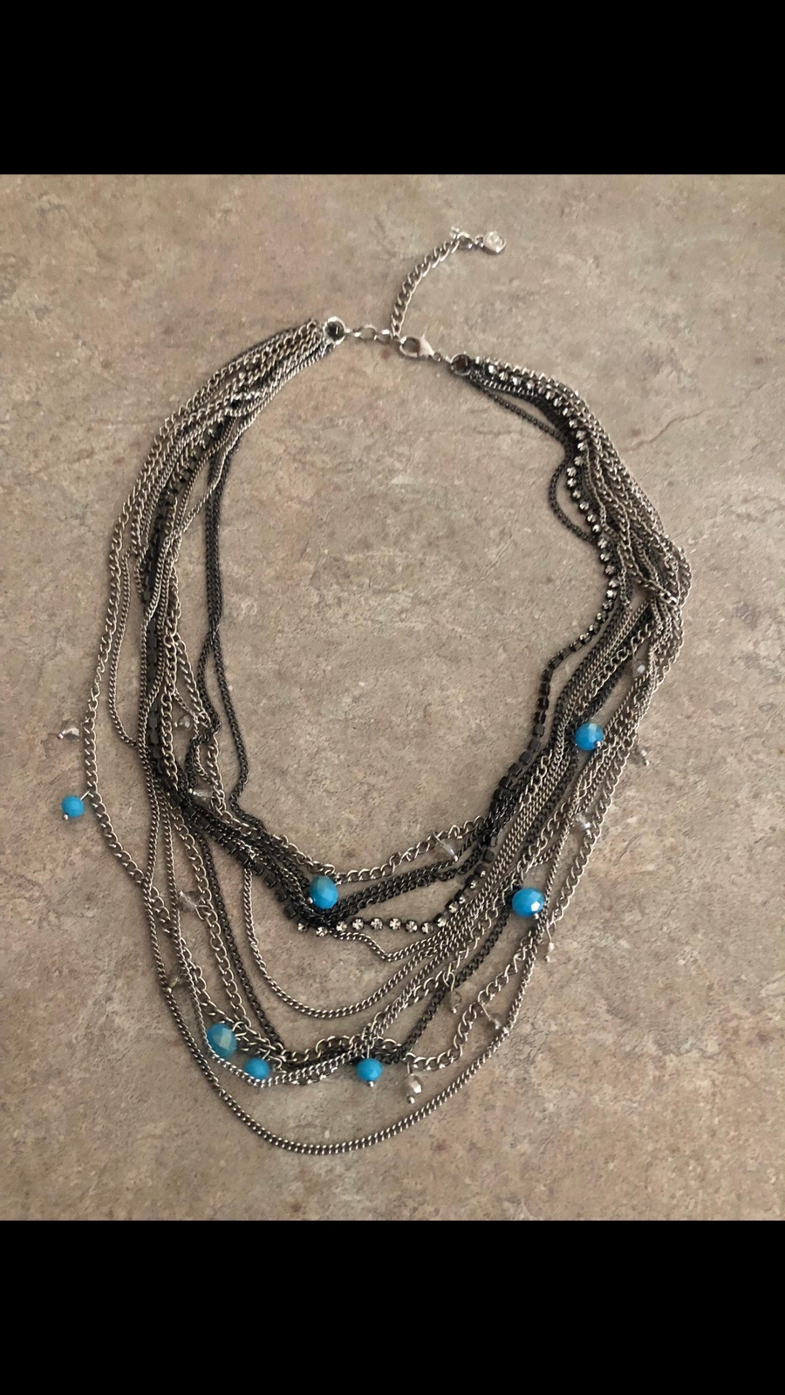 Simply Vera Wang Beaded & Chain Necklace EUC!