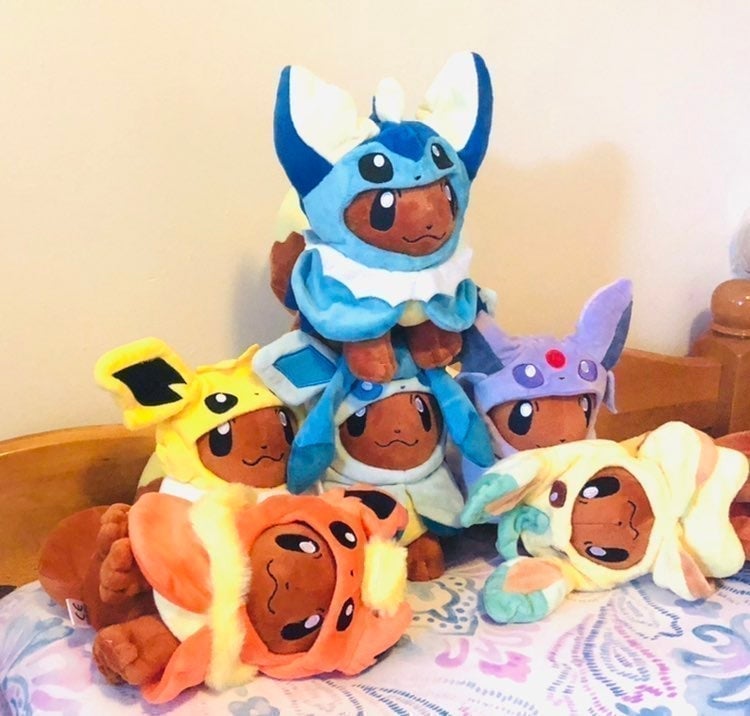 (8) NEW Pokemon Plush Eevee Poncho Set Evolution Fox Arceus Switch