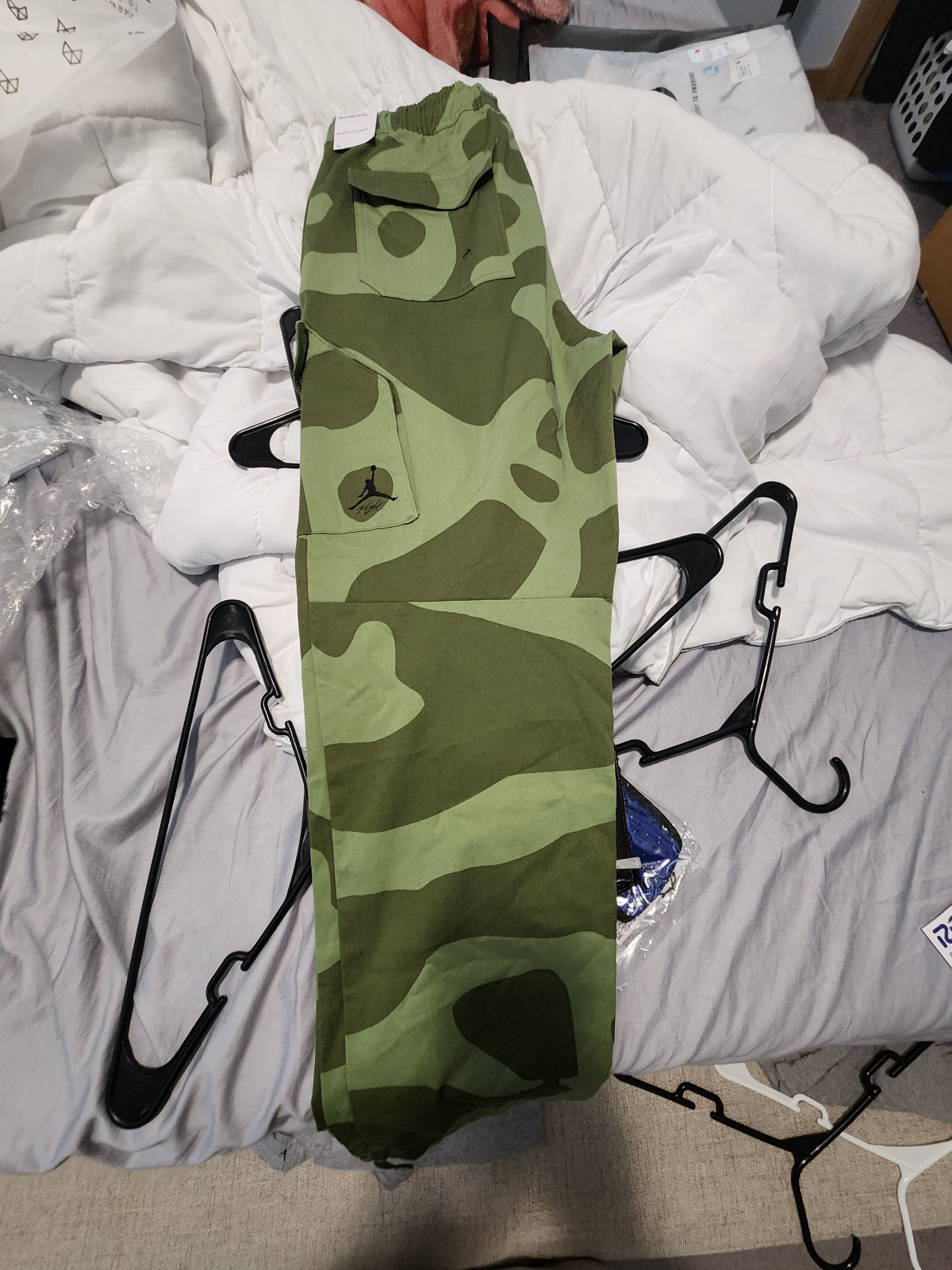 Camo jordan cargo