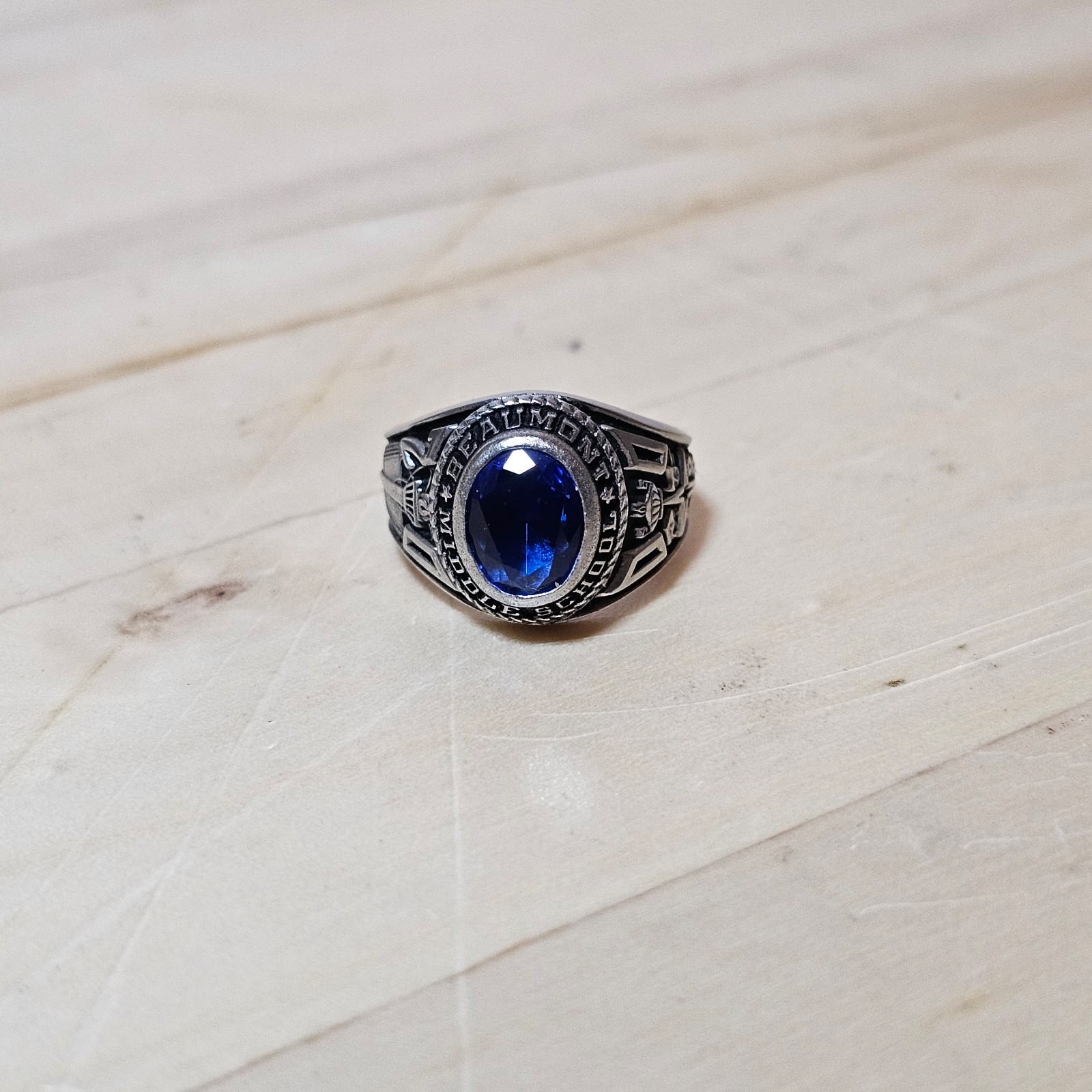 Vintage Y2K beaumont middle school 2000 class ring blue stone Size 8 silver Tone