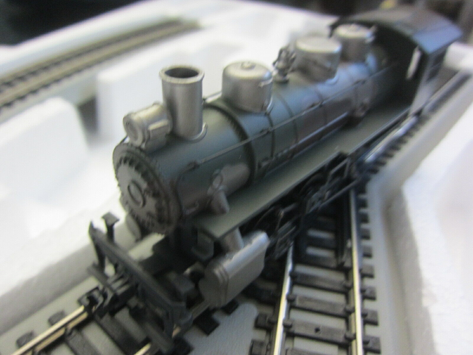 Bradford Exchange Hawthorne Village Armored Steam Locomotive HO train