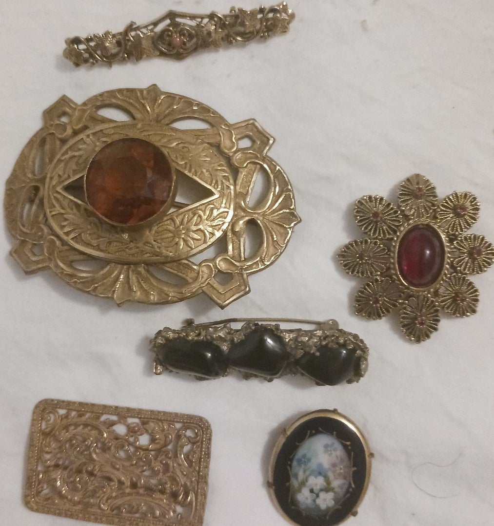 6 piece victorian brooch set NV6638 6 piece victorian brooch set NV6638