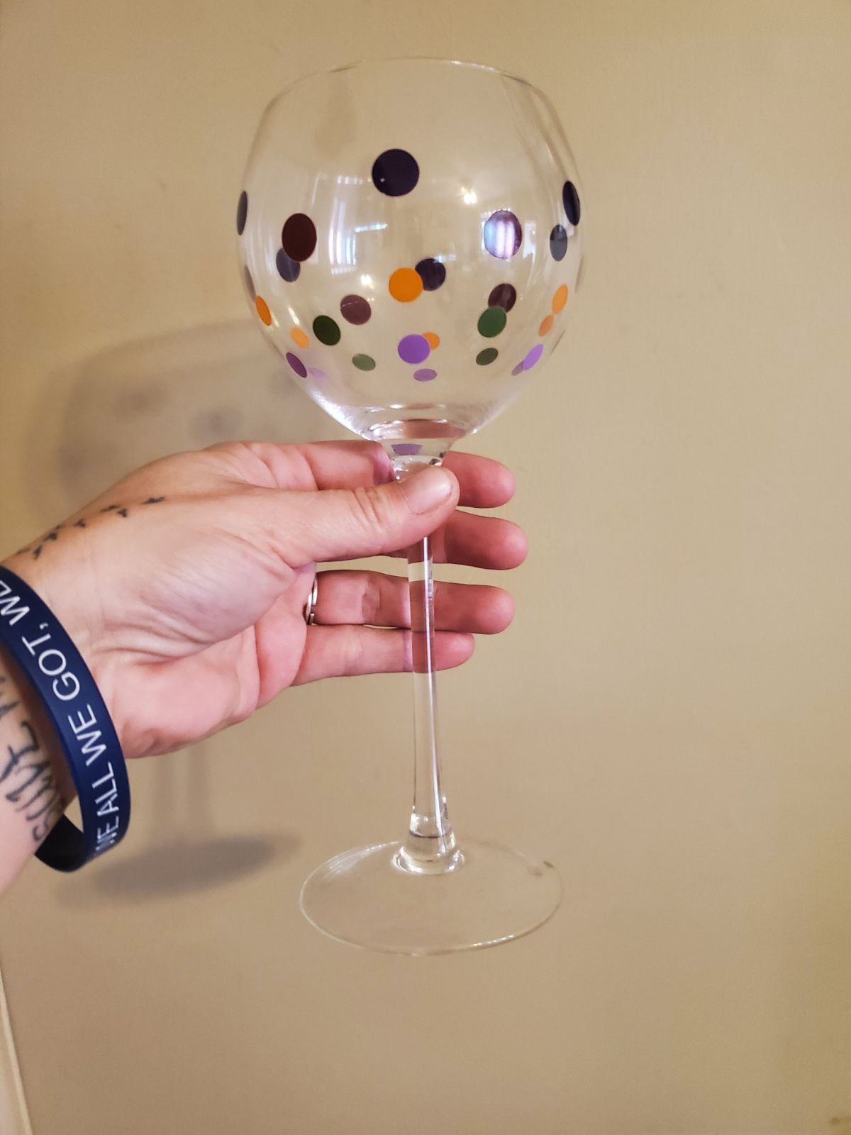 Pampered Chef wine glasses 4