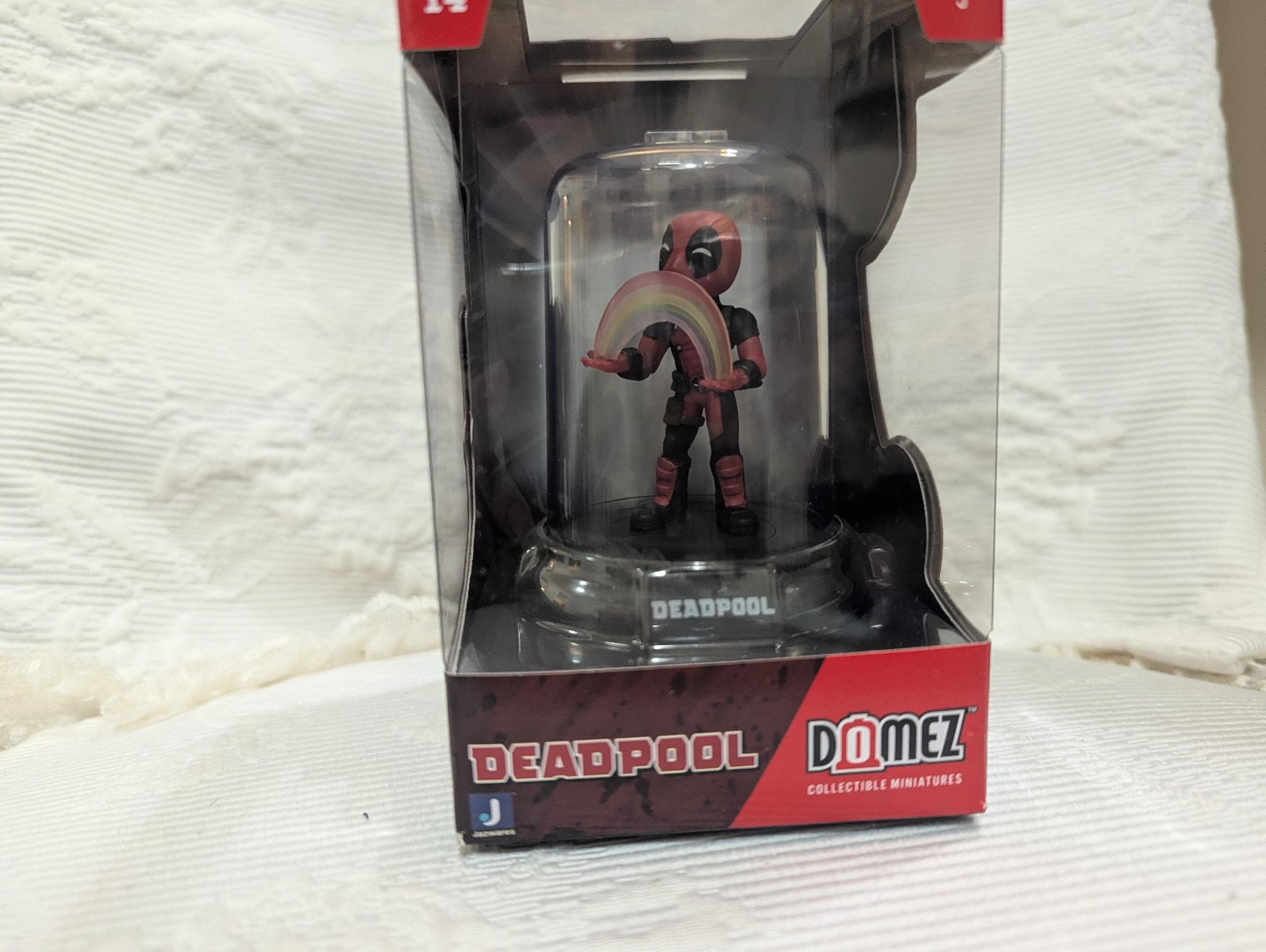 Marvel Deadpool 30 year anniversary Domez
