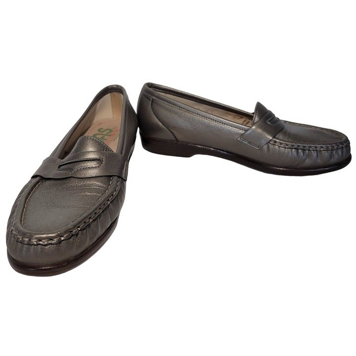 SAS Tripad Comfort Silver/Pewter Leather Slip On Penny Loafers Womens (Size 8M)