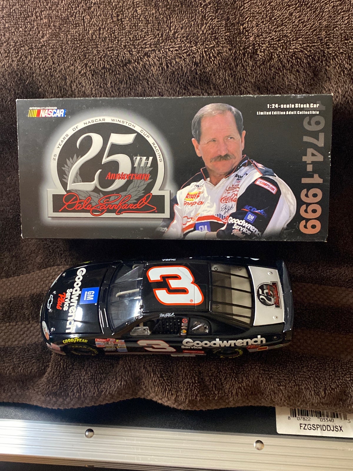 Nascar Dale Earnhardt GM Goodwrench Service Plus 25th Anniversary Limited Editio