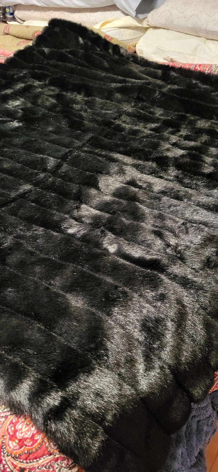 Luxe 48 x61 Black Faux Fur Lined Coverlet