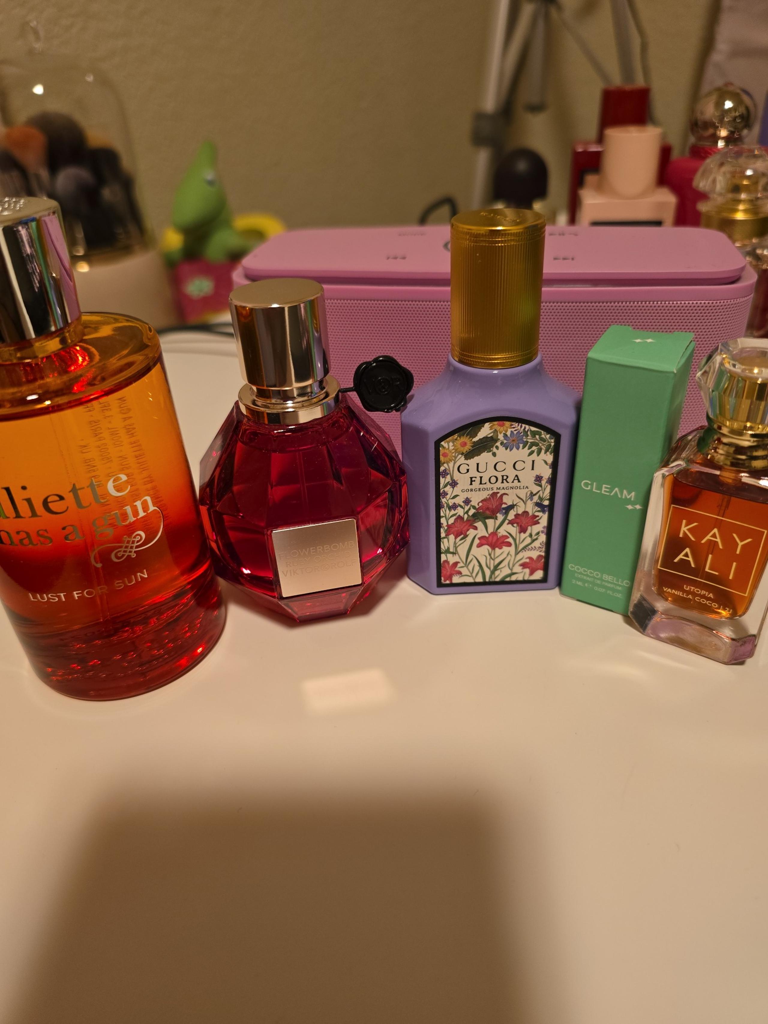 Fragrance bundle (See description)