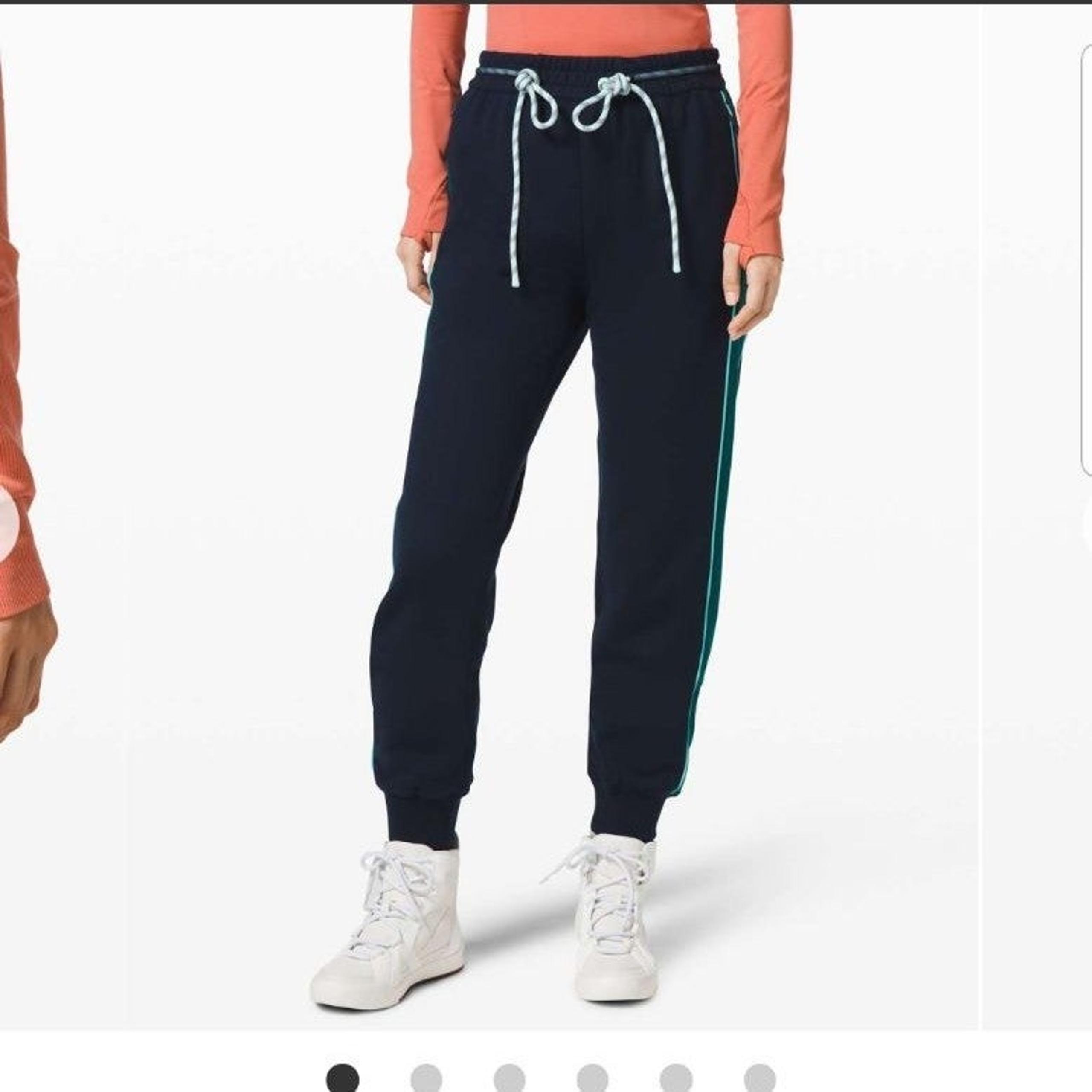 Lululemon Face Forward jogger