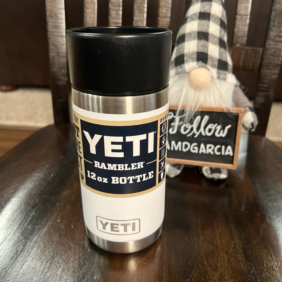 YETI Rambler 12oz w/Hot Shop Cap New Hard to Find