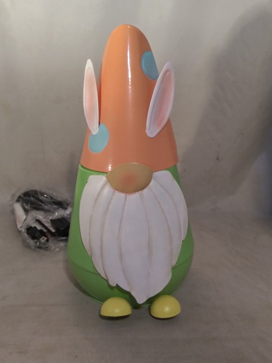 Scentsy Gnome for Easter Wax Warmer New In Box