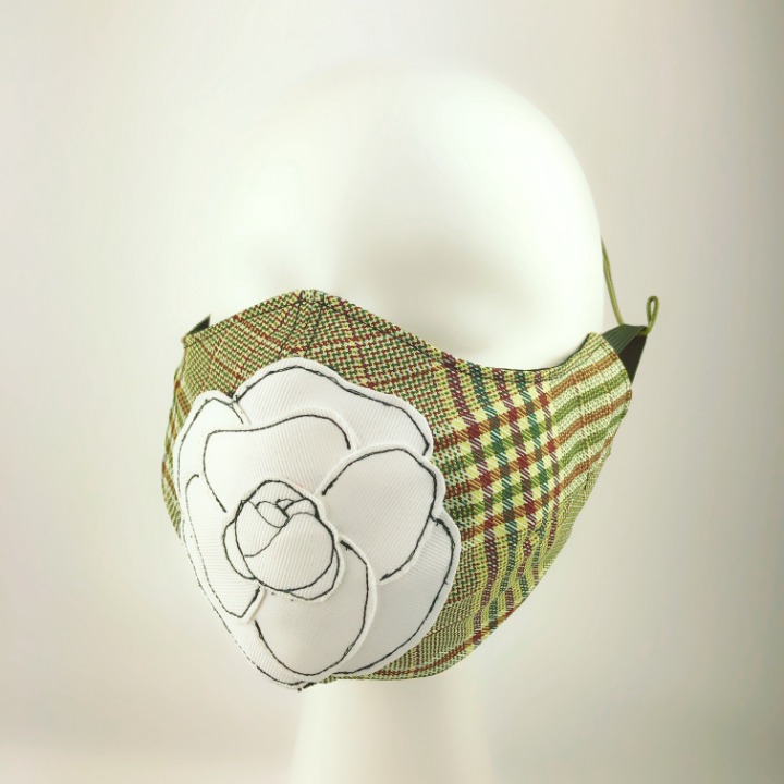 Mask 4 protect Camellia Applique Plaid