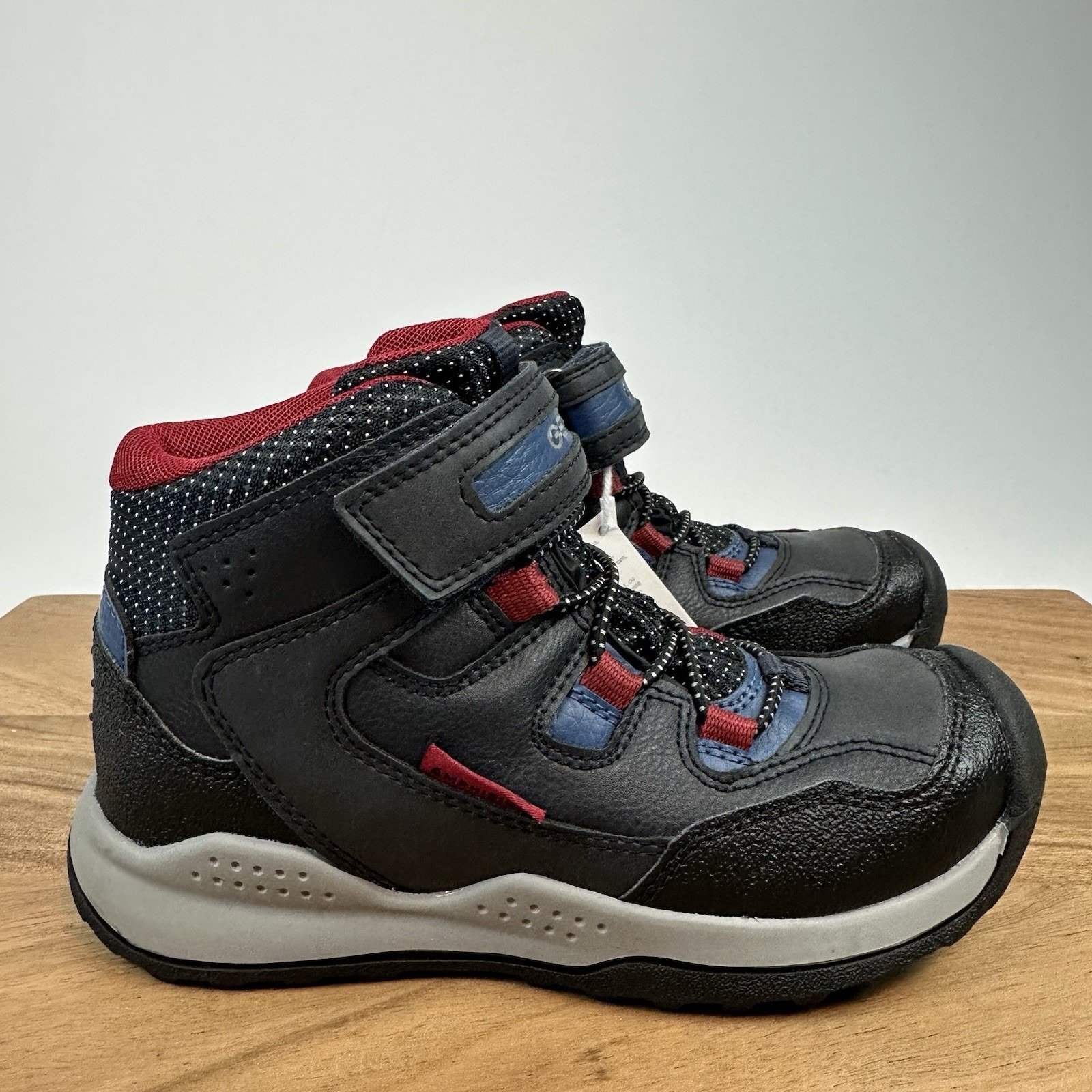 New 100 NWOB Little Kids Geox J Teram ABX Leather WP Lined Boots Shoes Size 13C