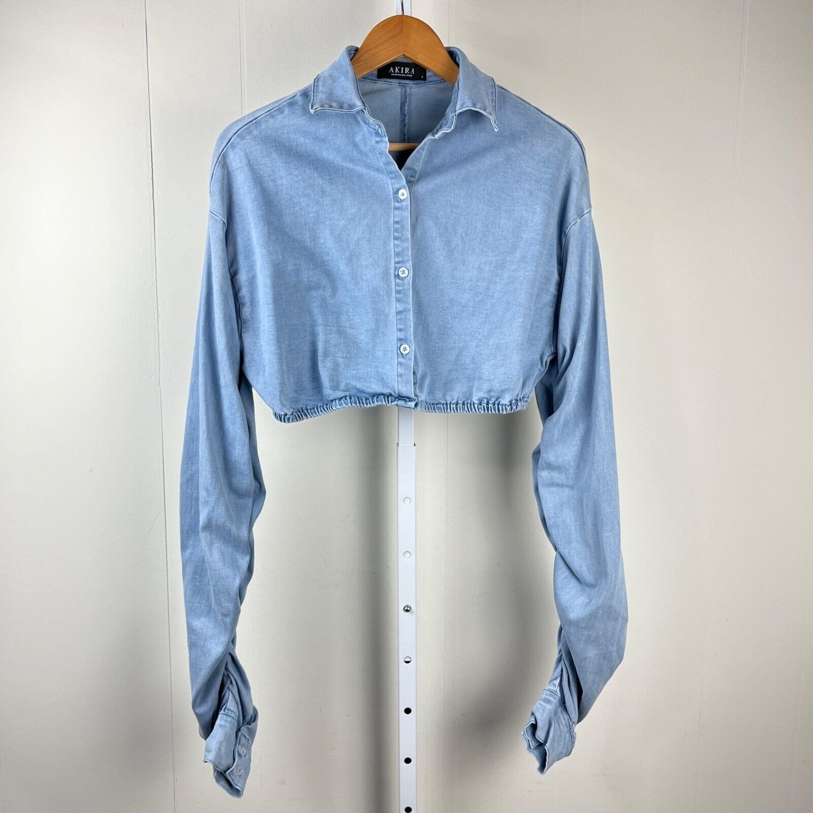 Akira Denim Crop Top Womens Small Long Sleeve Button Up Elastic Under Bust