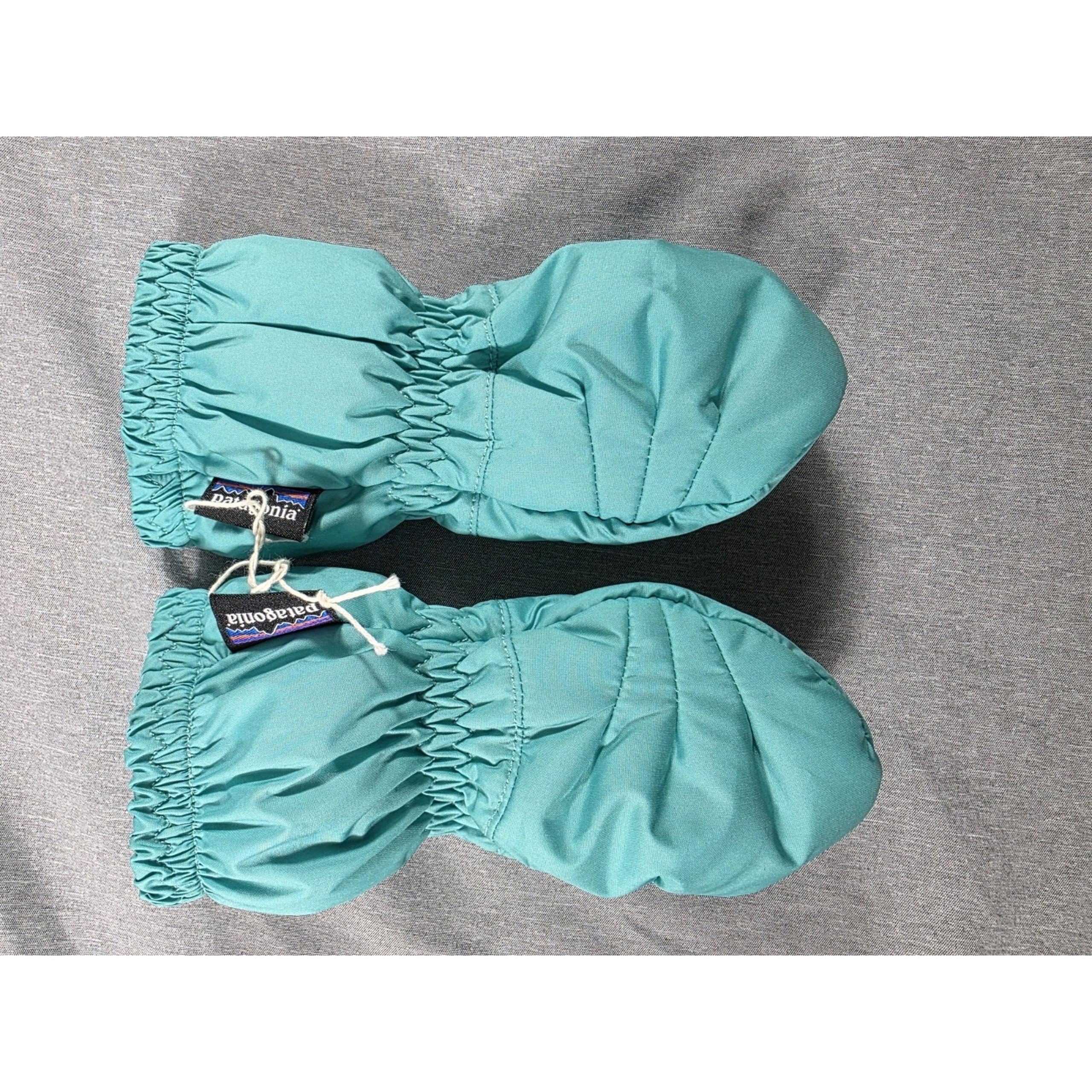 NWOT *READ* Patagonia Baby Puff Mittens Water Resistant 3-6 Months Mint Green